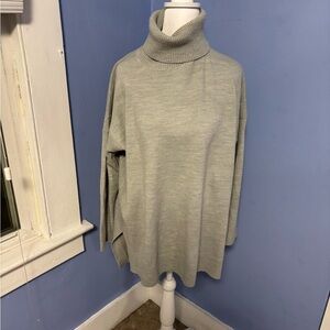 French Connection Light Gray Knit Top